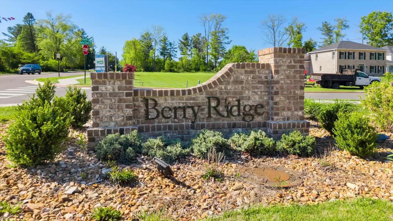 Homes at Berry Ridge, brick sign Blacksburg, Virginia